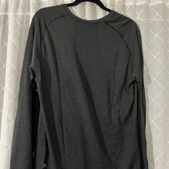 dark grey lululemon shirt size L - Picture 3 of 4